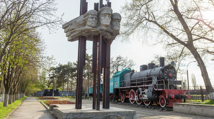 Музейный комплекс Славы железнодорожников в Бендерах