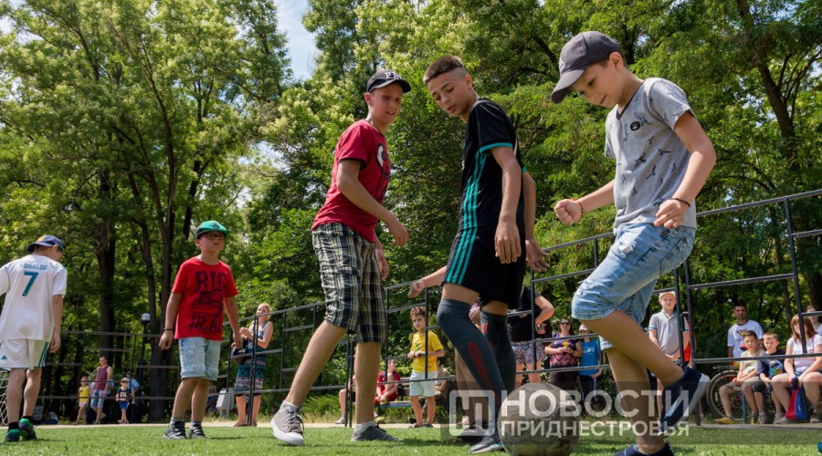 Приём заявок в детские оздоровительные лагеря в Бендерах продолжается