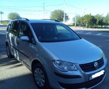 Volkswagen Touran 2009 г.в. Авто в Тирасполе