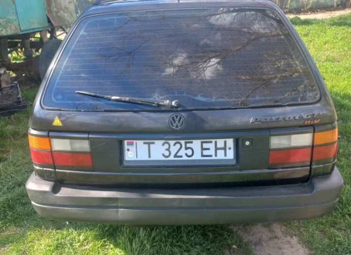 Volkswagen Passat B3 1999 г.в. Авто в Бендерах