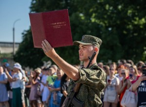 Призывники Тирасполького гарнизона приняли присягу